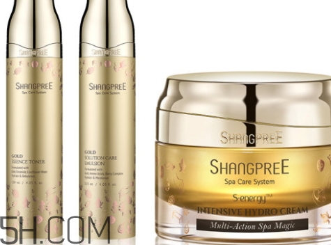 香蒲麗黃金水乳好用嗎？香蒲麗黃金水乳評測