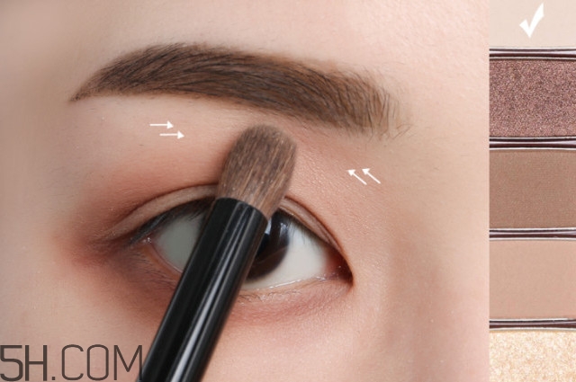 怎樣化妝遮黑眼圈眼袋 化了妝還這么喪？