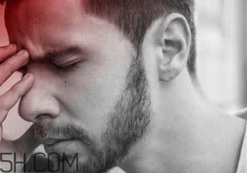 焦慮癥患者為什么一到晚上就焦慮得厲害？焦慮癥嚴(yán)重了會(huì)怎么樣？