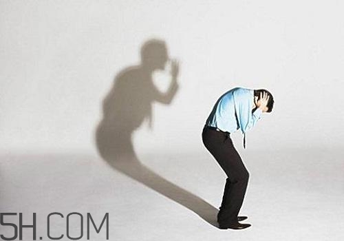 焦慮癥會引發(fā)哪些并發(fā)癥？焦慮癥會引發(fā)哪些身體疾??？