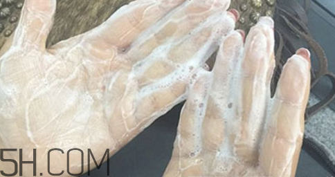 怎么辨別嘉娜寶洗顏粉真假？suisai潔面粉使用方法