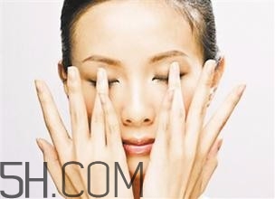 眼睛又干又癢怎么回事？日常保護眼睛的方法有哪些？