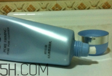 歐詩漫珍珠潔面乳是泡沫潔面嗎？歐詩漫珍珠潔面乳評測