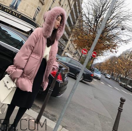 一般羽絨服充絨量是多少？羽絨服充絨量220克夠嗎？