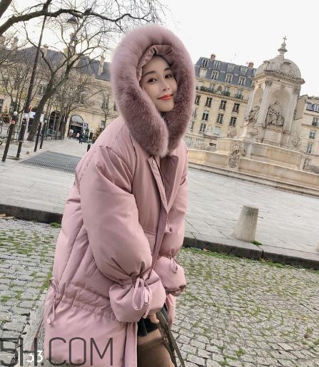 羽絨服充絨量和含絨量什么區(qū)別？羽絨服充絨量多少暖和？