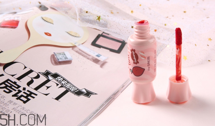 得鮮糖果慕斯唇釉試色 平價唇釉我只服它 得鮮糖果慕斯唇釉試色 平價唇釉我只服它