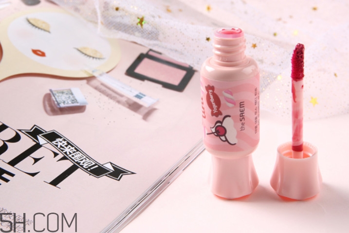 得鮮糖果慕斯唇釉試色 平價唇釉我只服它 得鮮糖果慕斯唇釉試色 平價唇釉我只服它