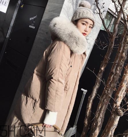 白鴨絨羽絨服保暖嗎？白鴨絨有味道怎么去味？