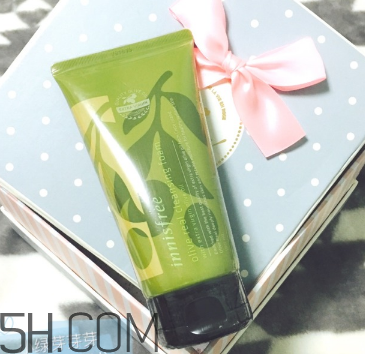 悅詩(shī)風(fēng)吟橄欖洗面奶好用嗎？悅詩(shī)風(fēng)吟橄欖洗面奶使用心得