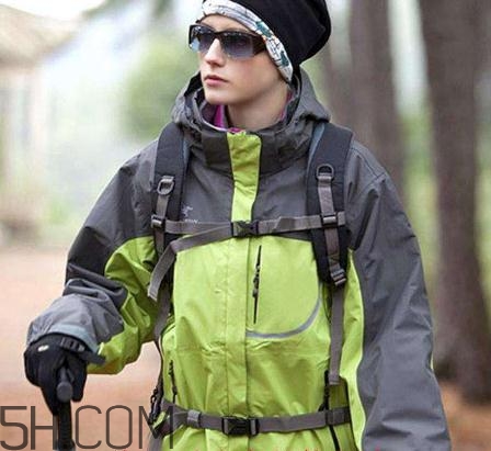 始祖鳥(niǎo)沖鋒衣怎么樣？始祖鳥(niǎo)沖鋒衣好在哪里？