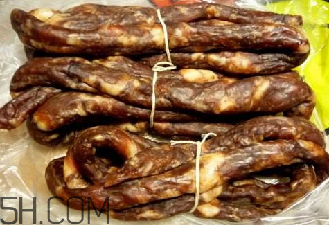 風(fēng)干腸和臘腸的區(qū)別 臘腸和的干腸區(qū)別 風(fēng)干腸和臘腸的區(qū)別 臘腸和的干腸區(qū)別