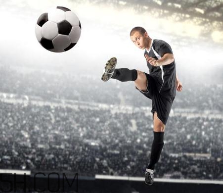 足球鞋能平時(shí)穿嗎？足球鞋可以用來跑步嗎？