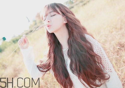 打完玻尿酸過幾天能喝酒？注射玻尿酸注意事項