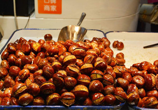 吃糖炒栗子的危害有哪些？吃板栗有什么注意的？