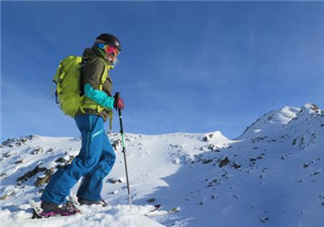 始祖鳥沖鋒衣多少錢？始祖鳥沖鋒衣價格