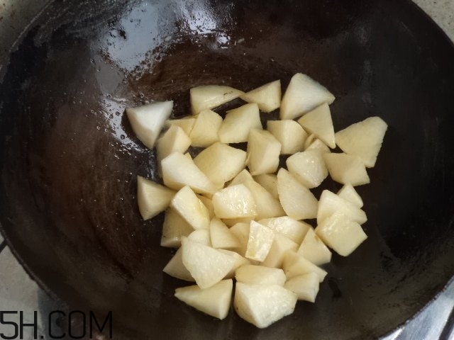 香菇和白蘿卜可以一起吃嗎？香菇和白蘿卜一起吃有什么好處？