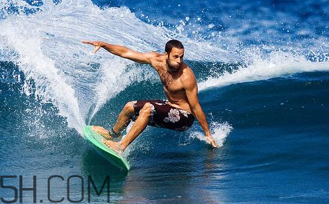 男人是水做的可信嗎？為什么說男人是水做的？