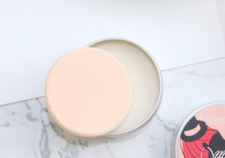 豬油膏和粉底液哪個先用？豬油膏和粉底液使用順序