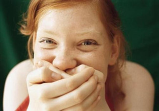 羨慕別人的大白牙？為什么你的牙齒這么黃？