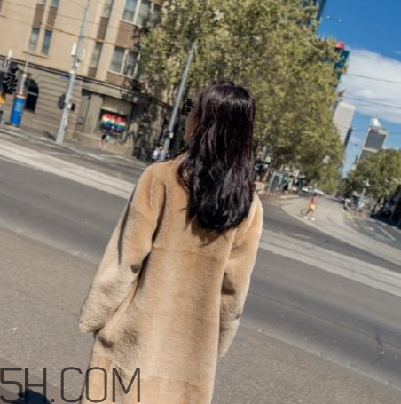 羊剪絨大衣能改色嗎？羊剪絨大衣可以染色嗎？