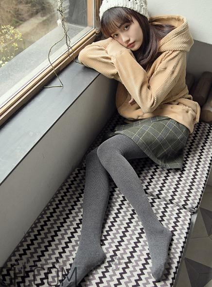 冬天穿裙子下面怎么穿？冬天穿裙子腿冷怎么辦？