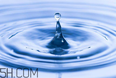 雙氧水會(huì)腐蝕銀耳釘嗎？雙氧水會(huì)腐蝕木板嗎？