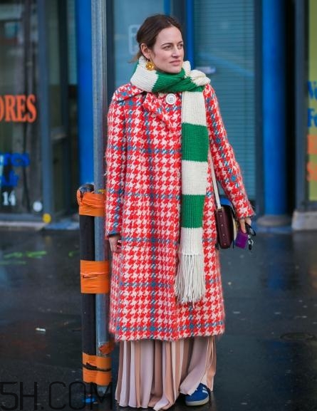 冬天穿裙子有靜電怎么辦？冬天穿裙子起靜電怎么解決？