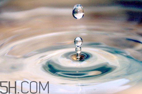 雙氧水能治灰指甲嗎？雙氧水能殺死真菌嗎？