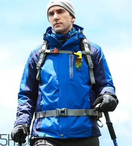 駱駝沖鋒衣多少錢？駱駝沖鋒衣貴嗎？