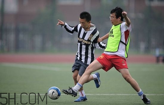 踢足球能減肥嗎？踢足球可以減肥嗎？