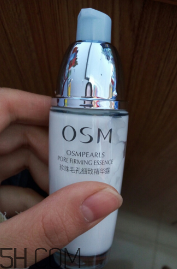 歐詩漫精華露油不油？夏天能用嗎？