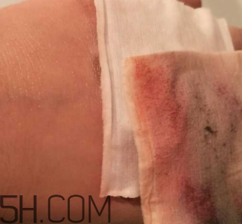 unny卸妝水和蓓昂斯哪個好？unny卸妝水和蓓昂斯對比