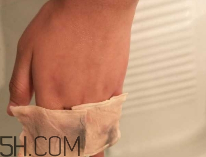 unny卸妝水和蓓昂斯哪個好？unny卸妝水和蓓昂斯對比