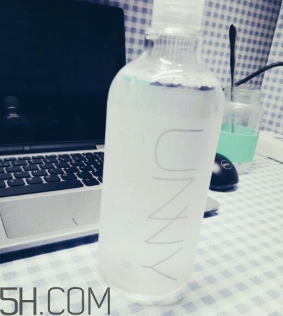 unny卸妝水和蓓昂斯哪個好？unny卸妝水和蓓昂斯對比