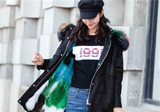 黑色派克服怎么搭配？黑色派克大衣搭配圖