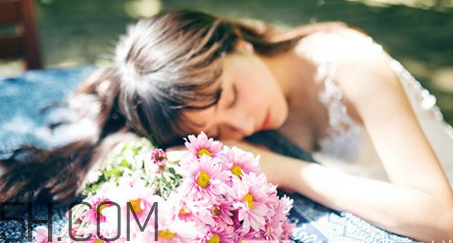 臉上有痘痘能打水光針嗎？打水光針的作用與副作用