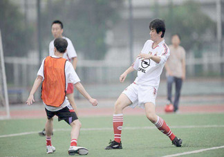 踢足球能長個(gè)嗎？踢足球能長高嗎？