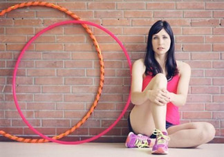 轉(zhuǎn)呼啦圈對(duì)腰椎好嗎？搖呼啦圈能鍛煉腰椎嗎？