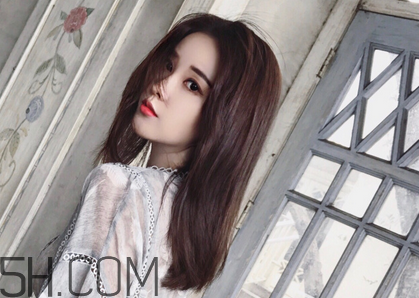 線雕后打水光針需要注意什么？線雕和假體隆鼻哪個(gè)好？