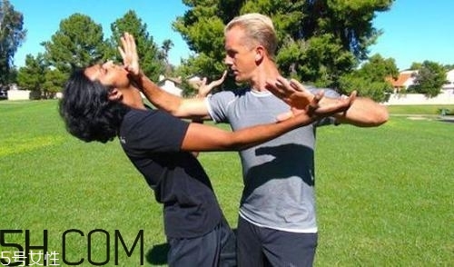 太極拳有實(shí)戰(zhàn)作用嗎？太極拳需要哪些基本功？