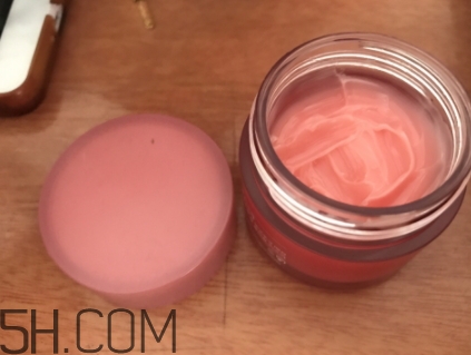 泰國(guó)cibio2唇膜和蘭芝唇膜哪個(gè)好？泰國(guó)cibio2唇膜怎么樣