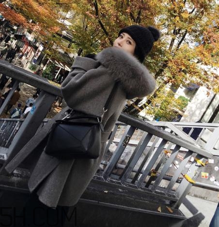 羊駝絨大衣會(huì)起球嗎？羊駝絨大衣起球怎么辦？