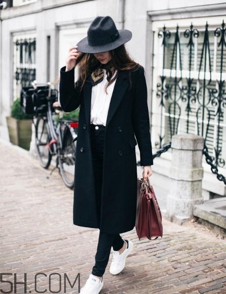 羊絨大衣怎么搭配好看？羊絨大衣搭配圖片