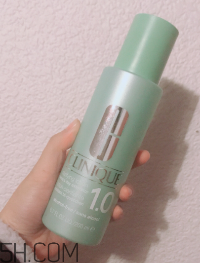 倩碧1號(hào)水與1.0號(hào)水有啥區(qū)別？哪個(gè)好用？