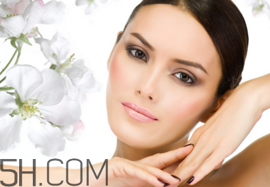 做完超聲刀后怎樣選用補水產(chǎn)品？超聲刀做完能敷面膜嗎？