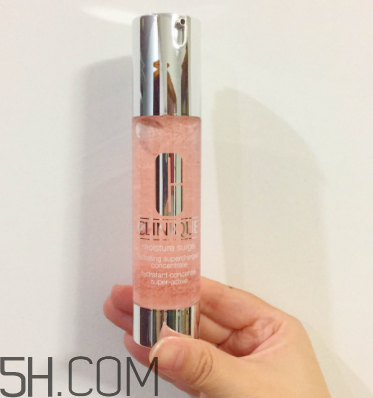 倩碧水磁場凝露適合油皮嗎？適合夏天嗎？