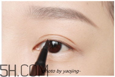 硬頭眼線筆怎么用 軟頭眼線筆怎么用 硬頭眼線筆怎么用 軟頭眼線筆怎么用