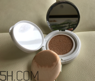 倩碧拍立得氣墊bb霜有幾個(gè)色號(hào)？哪個(gè)色號(hào)適合黃皮？