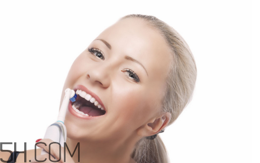 洗牙會(huì)傷害牙齒嗎？洗牙前要驗(yàn)血嗎？