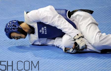 跆拳道常見(jiàn)的運(yùn)動(dòng)損傷有哪些？跆拳道運(yùn)動(dòng)損傷怎么處理